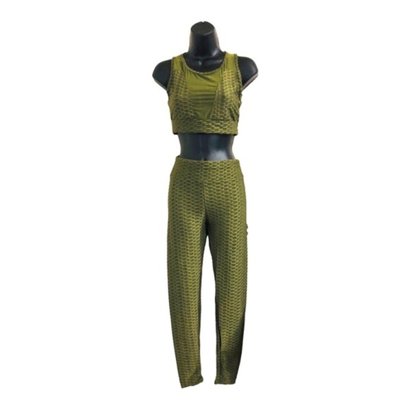 Green waffle texture sheer crop sports bra & booty contour leggings size small - Picture 6 of 16